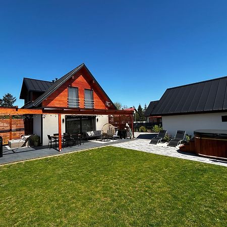 Lake Houselubniewice Domek Caloroczny Z Jacuzzi Blisko Jeziora Exterior photo