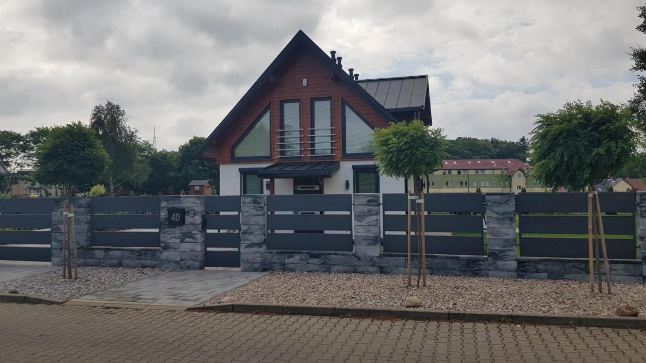 Lake Houselubniewice Domek Caloroczny Z Jacuzzi Blisko Jeziora Exterior photo