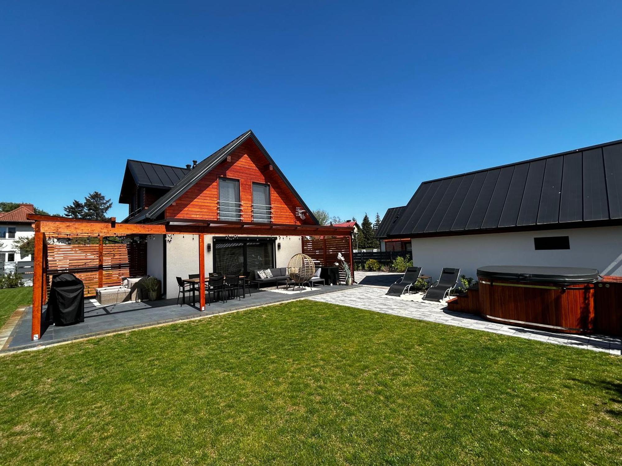 Lake Houselubniewice Domek Caloroczny Z Jacuzzi Blisko Jeziora Exterior photo
